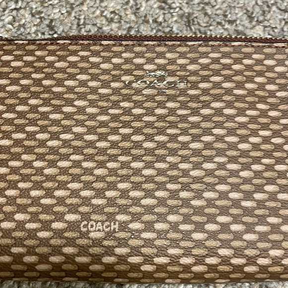Coach phone clutch - Picture 6 of 6